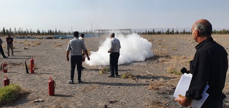 برگزاری دوره آموزش عملی نحوه اطفاء حریق